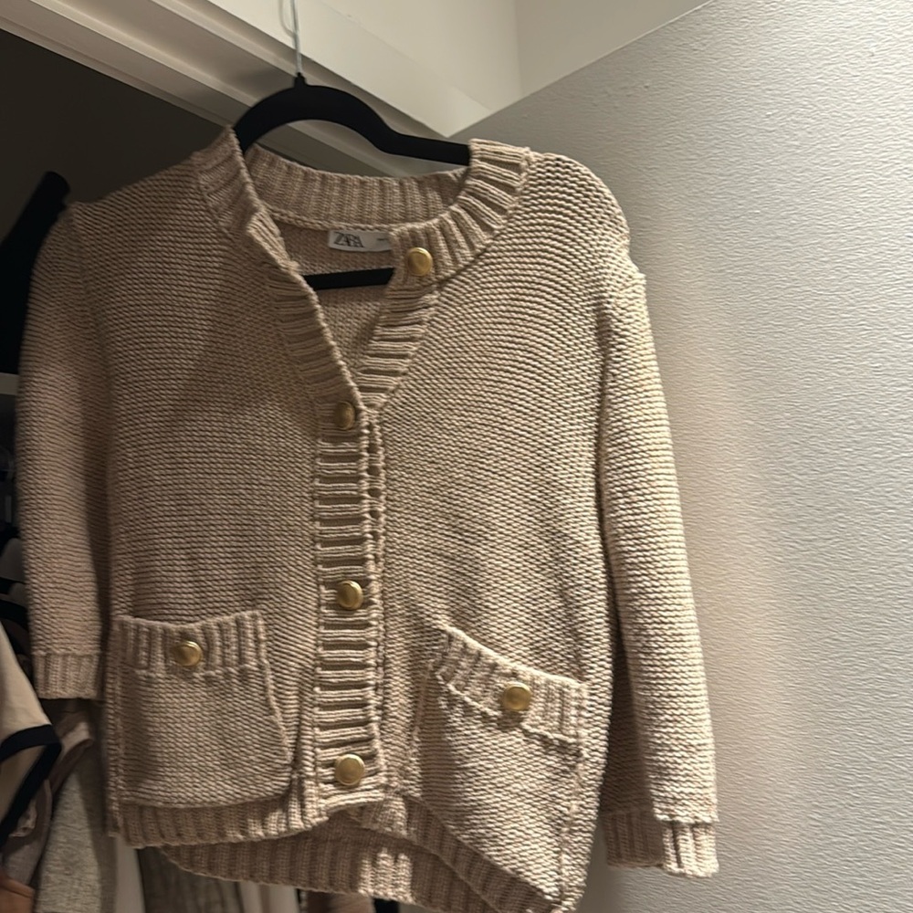 Zara Button Down - Picture 6 of 6